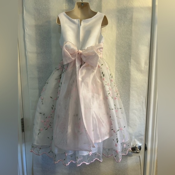 Children’s Concepts formal White & Pink embroidered Floral girls Dress Sz-6. W7 - Picture 3 of 13